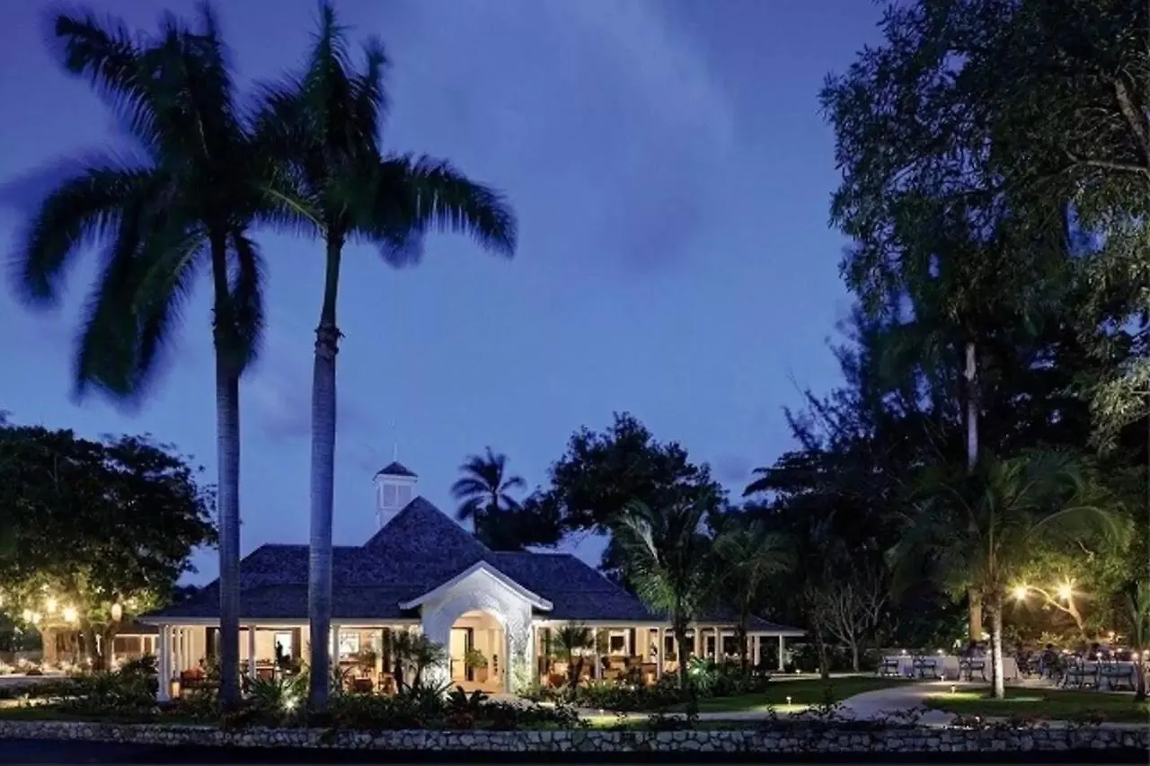 Holiday home Luxury 2Br Home Facing Beach W/Pool Montego Bay #3 Jamaica